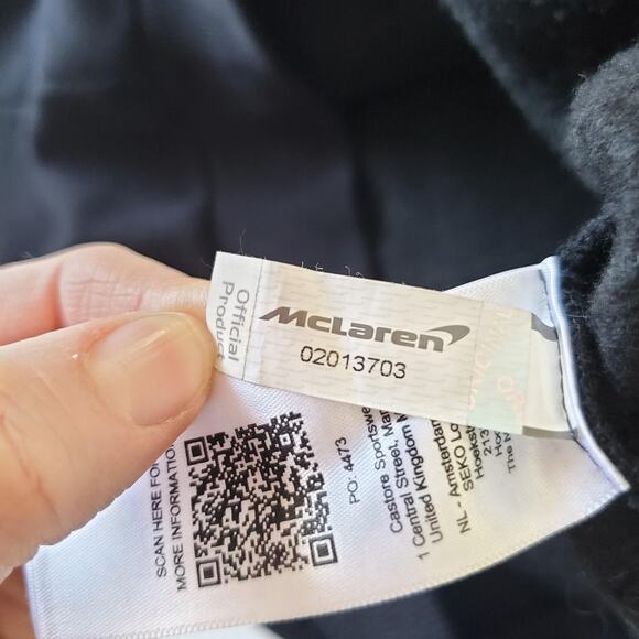 McLaren Formula 1 Team Hoodie Pullover Mens Medium Black Austin Texas Castore - Picture 10 of 11